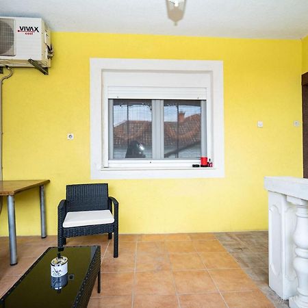 Apartman Jozic Knin Dış mekan fotoğraf